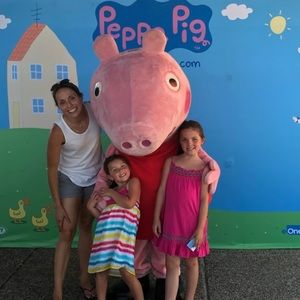 Meet your Posher, Ellena